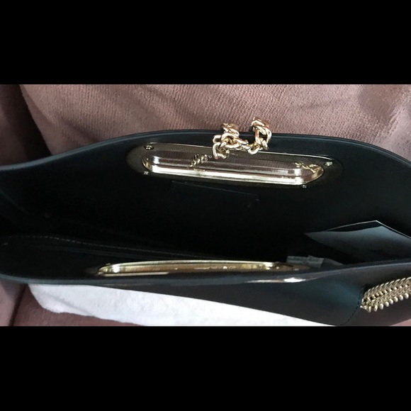 Zara Handbag. New with tags and duster bag. - Picture 5 of 6